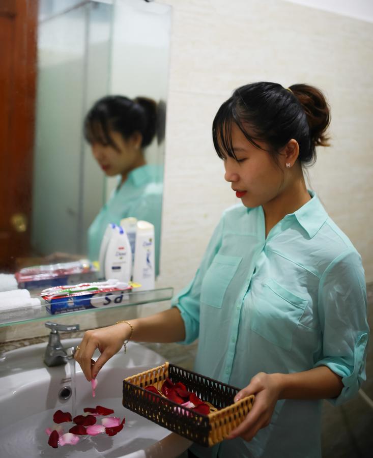 Lum Dong Tien Hotel Hue Exterior foto